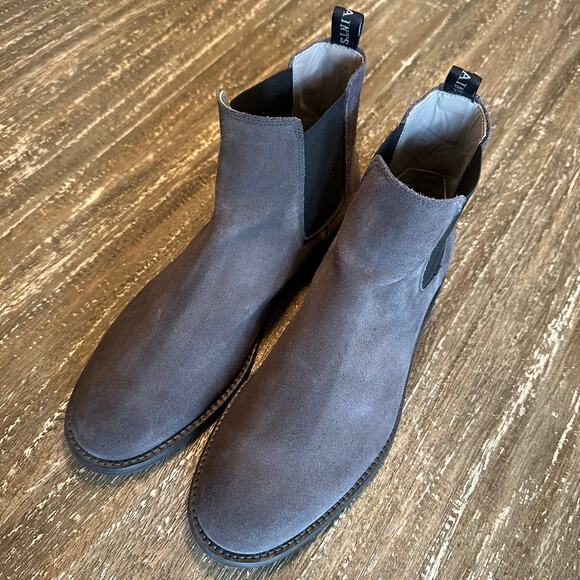 All Saints Harley Chelsea Slip On Suede Boots Men’s Gray Brown Size 11 (EU 44)